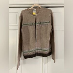 Laura Ashley women’s XL 100% lambs wool cardigan EUC